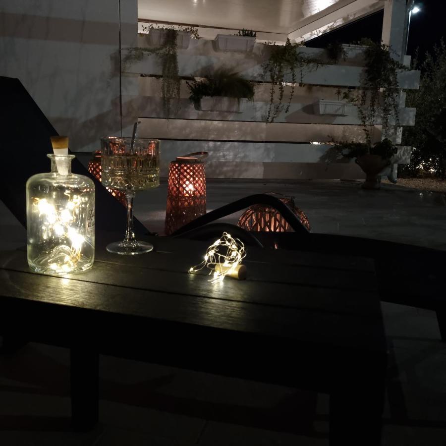 Apartman Magnolija อูมัค ภายนอก รูปภาพ