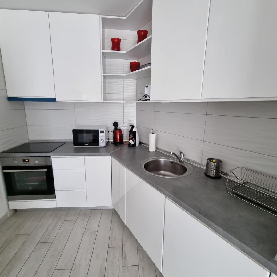 Apartman Magnolija อูมัค ภายนอก รูปภาพ