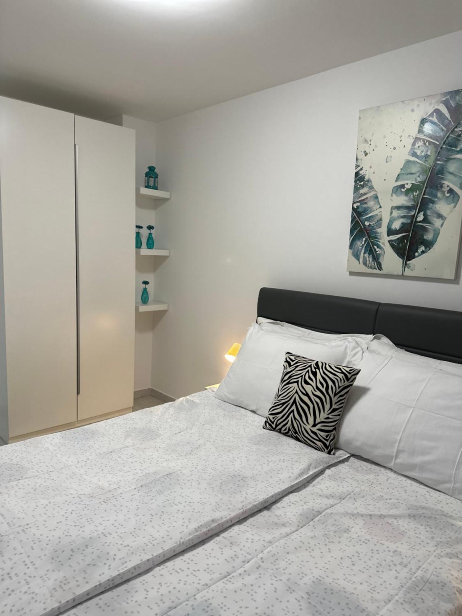 Apartman Magnolija อูมัค ภายนอก รูปภาพ